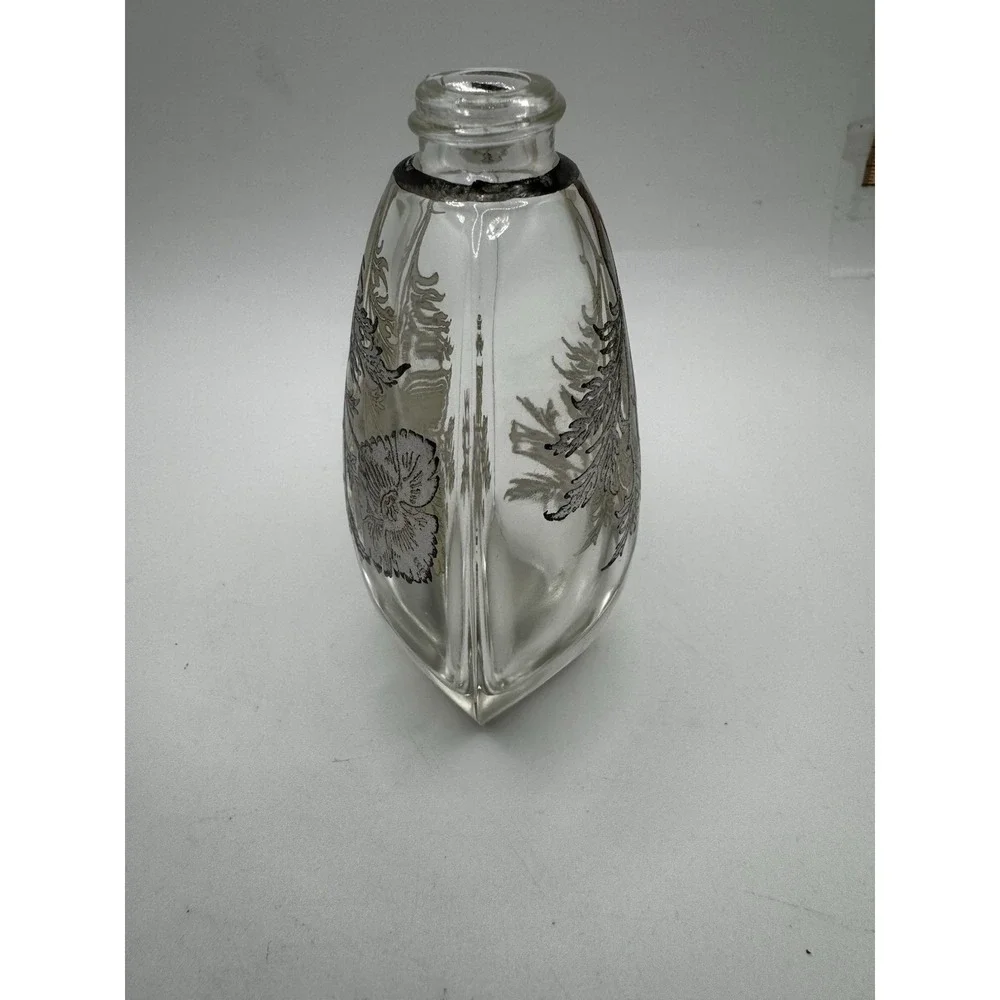 The Unbranded Brand vintage silver